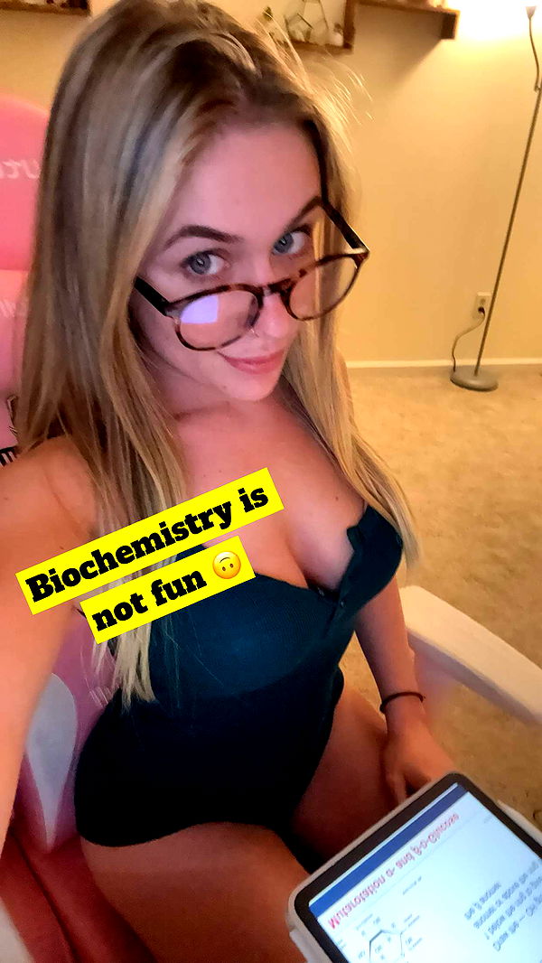 kayleedolisi image ~ Altpins