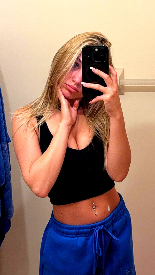 kayleedolisi image ~ Altpins