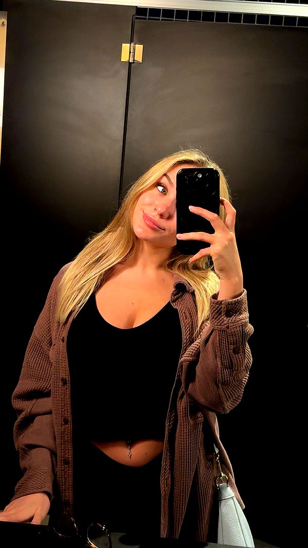 kayleedolisi image ~ Altpins