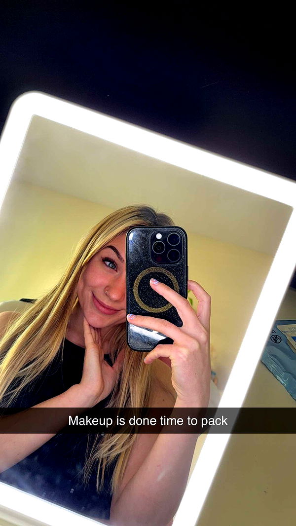 kayleedolisi image ~ Altpins