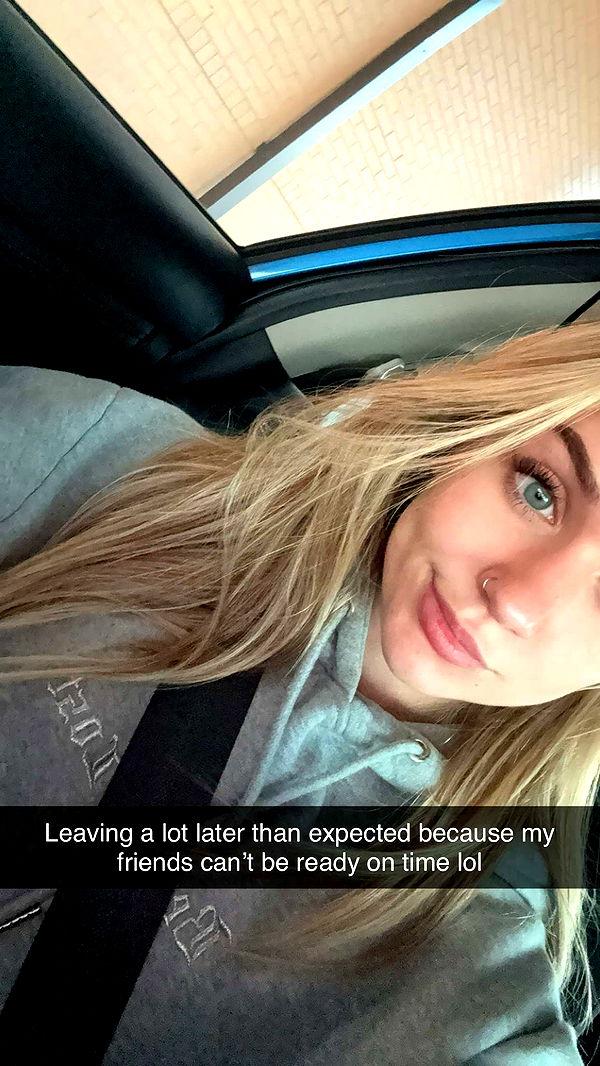 kayleedolisi image ~ Altpins