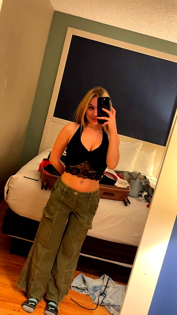 kayleedolisi image ~ Altpins