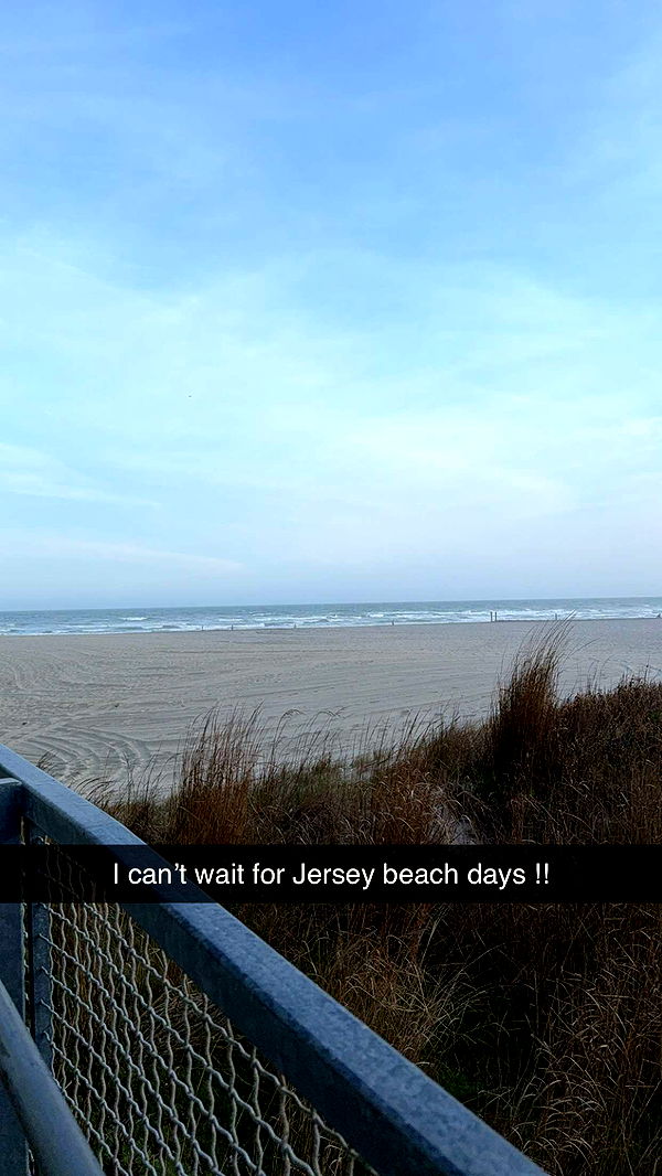 kayleedolisi image ~ Altpins