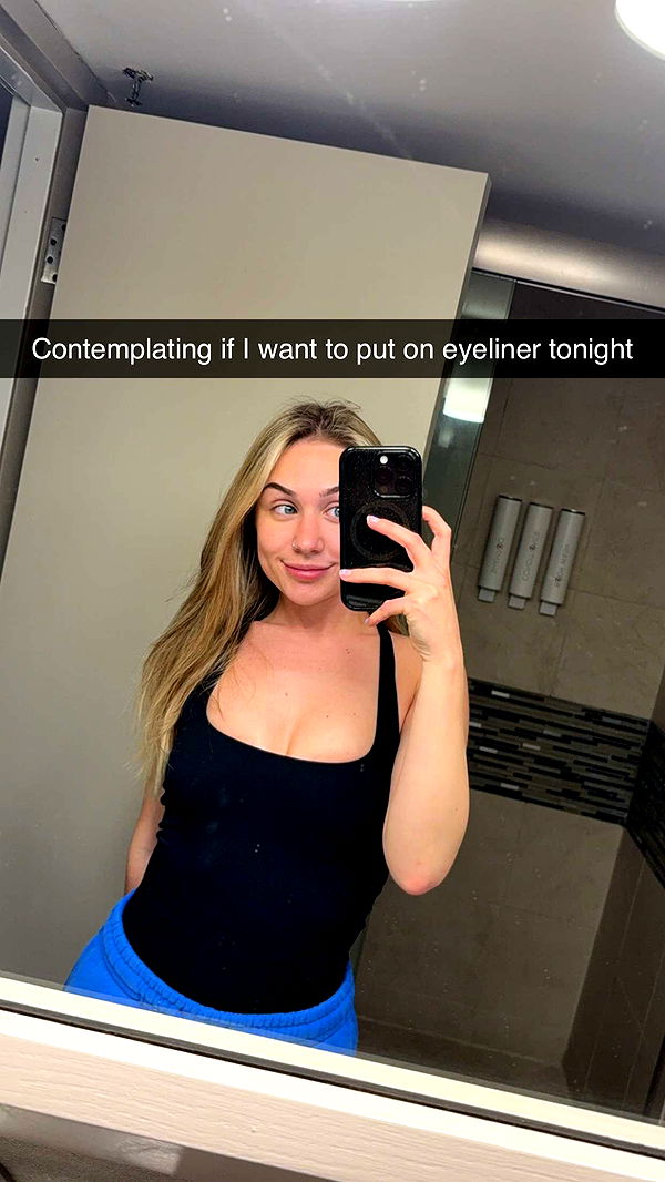 kayleedolisi image ~ Altpins