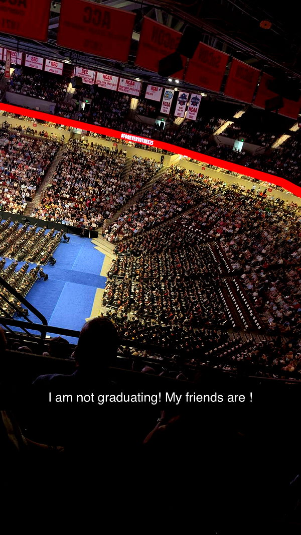 kayleedolisi image ~ Altpins