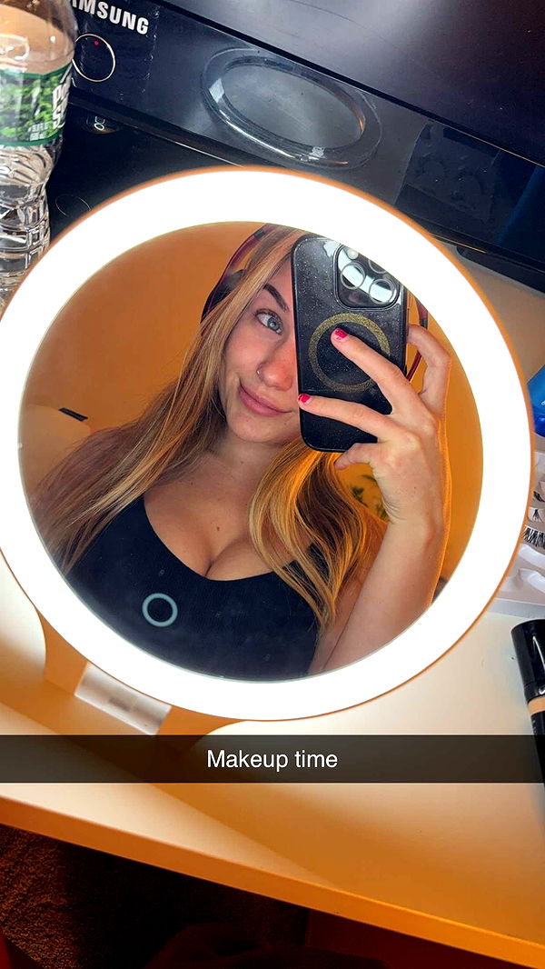 kayleedolisi image ~ Altpins