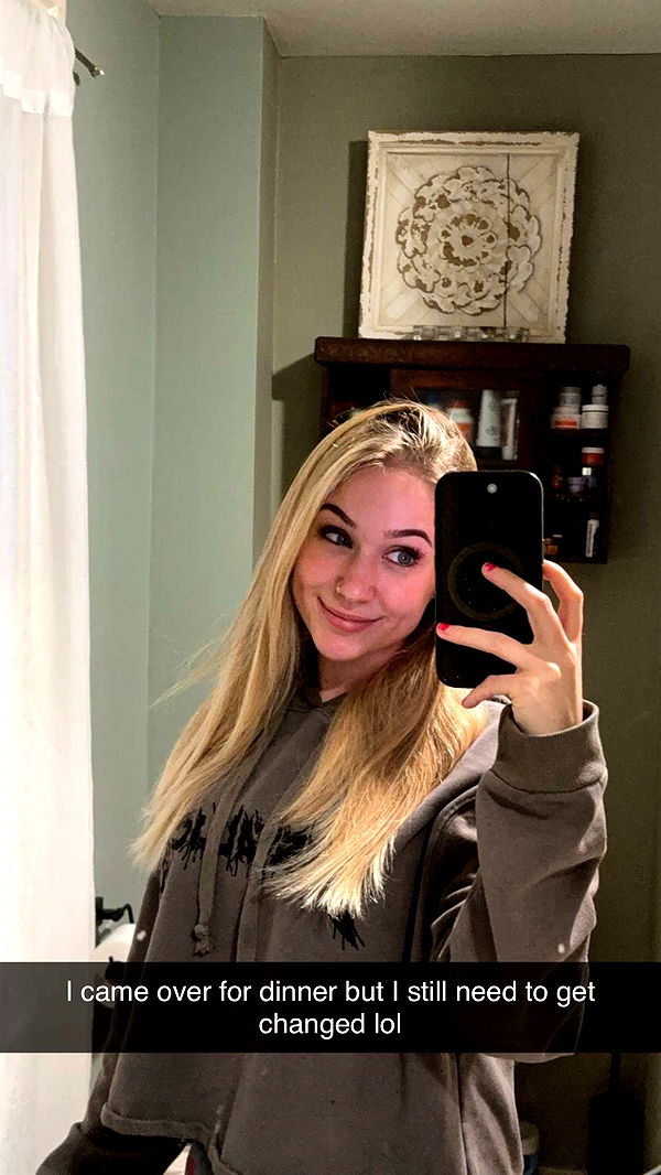 kayleedolisi image ~ Altpins