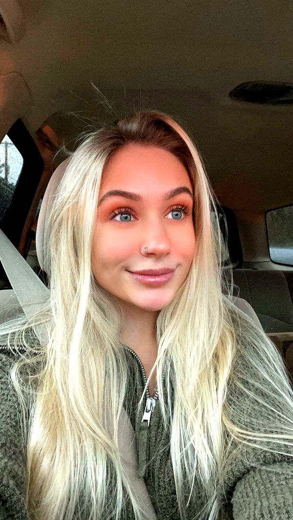 kayleedolisi image ~ Altpins