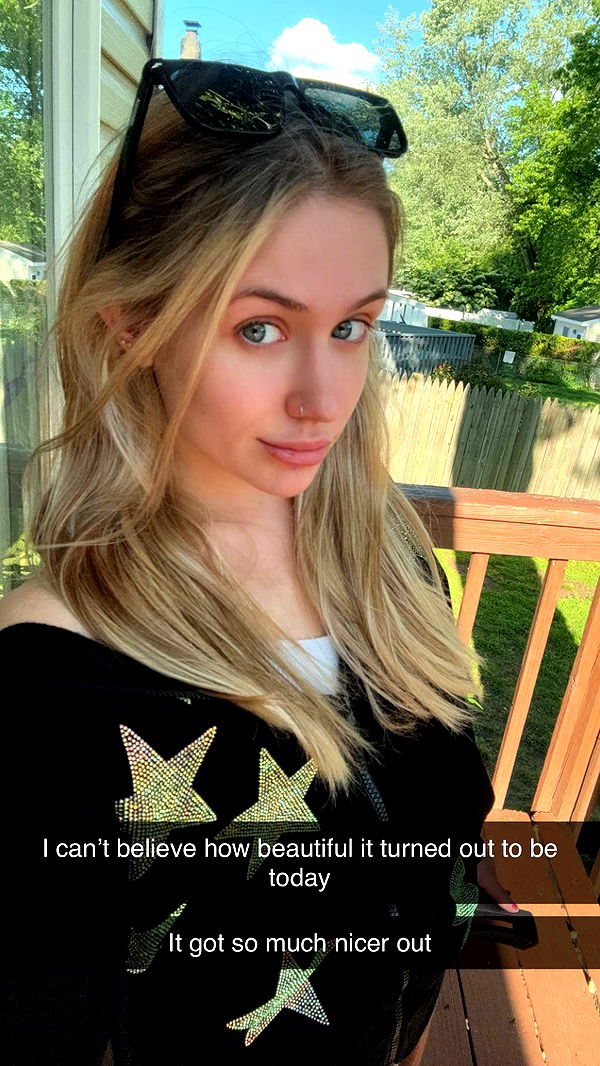 kayleedolisi image ~ Altpins