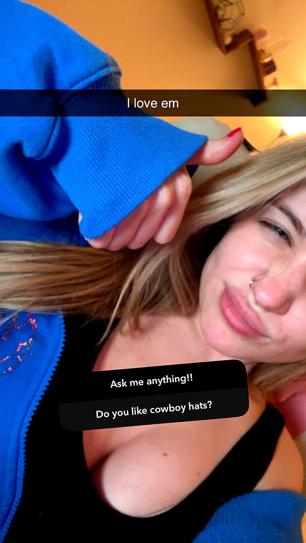 kayleedolisi image ~ Altpins