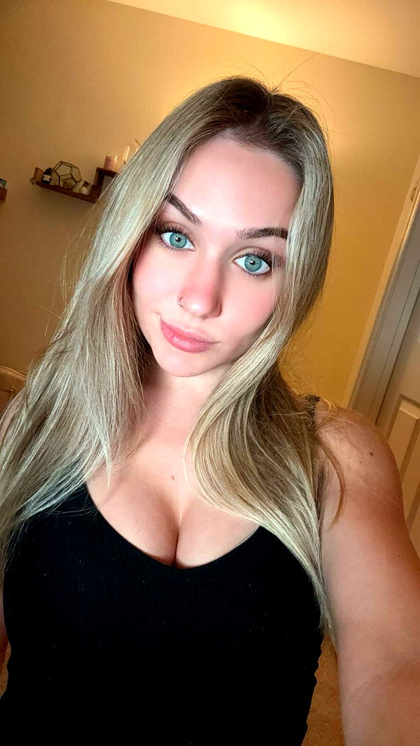 kayleedolisi image ~ Altpins