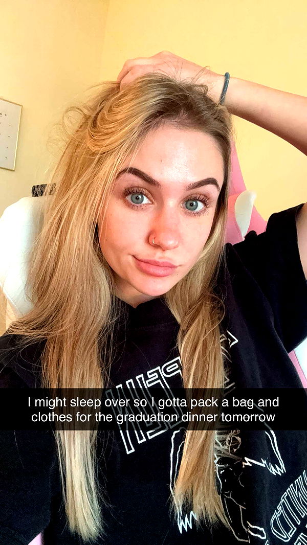 kayleedolisi image ~ Altpins