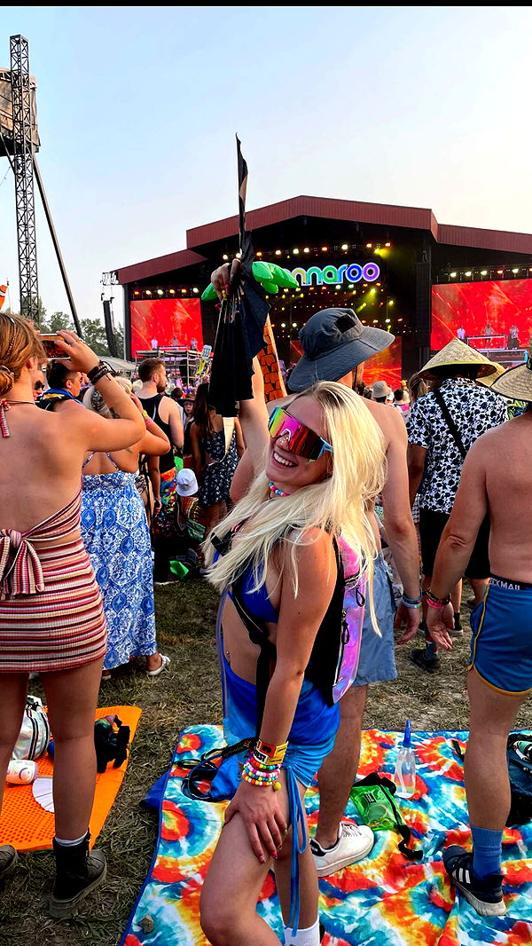 kayleedolisi image ~ Altpins