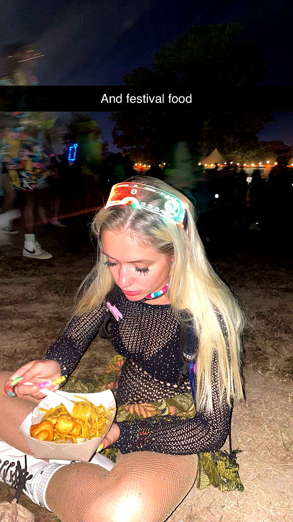 kayleedolisi image ~ Altpins