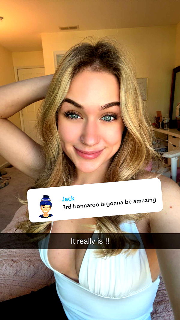 kayleedolisi image ~ Altpins