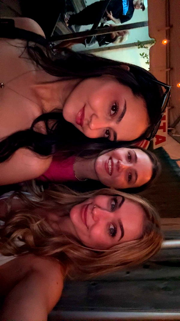 kayleedolisi image ~ Altpins