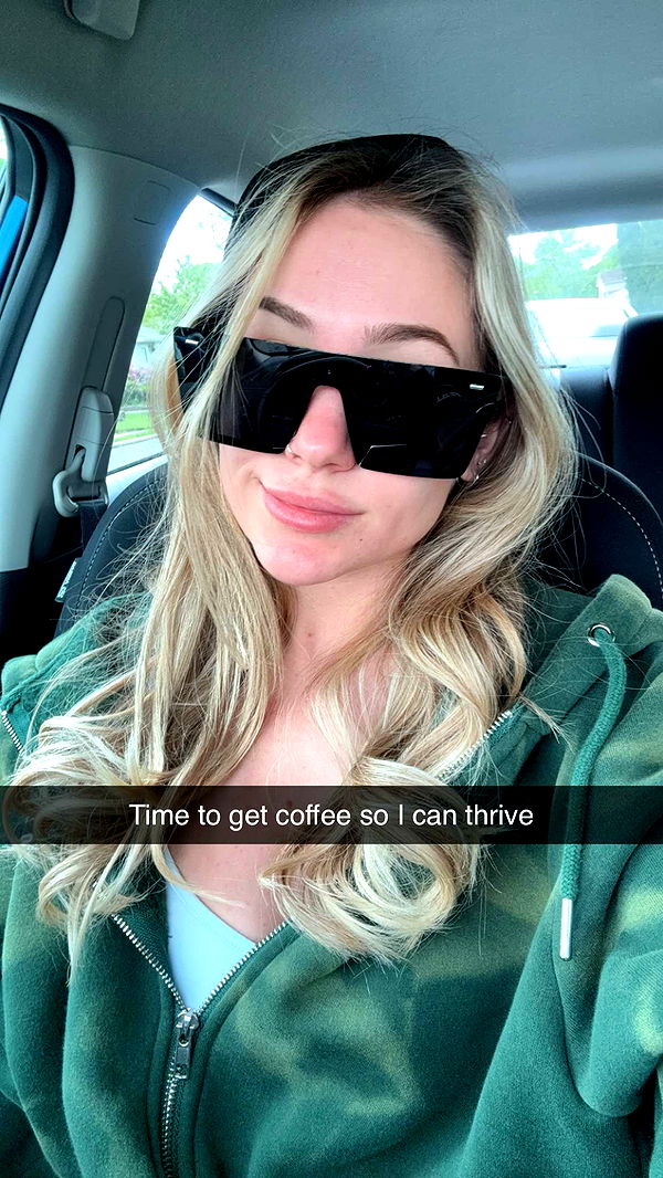 kayleedolisi image ~ Altpins