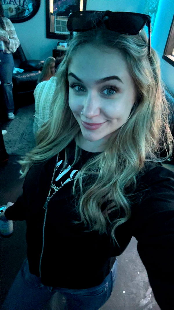 kayleedolisi image ~ Altpins