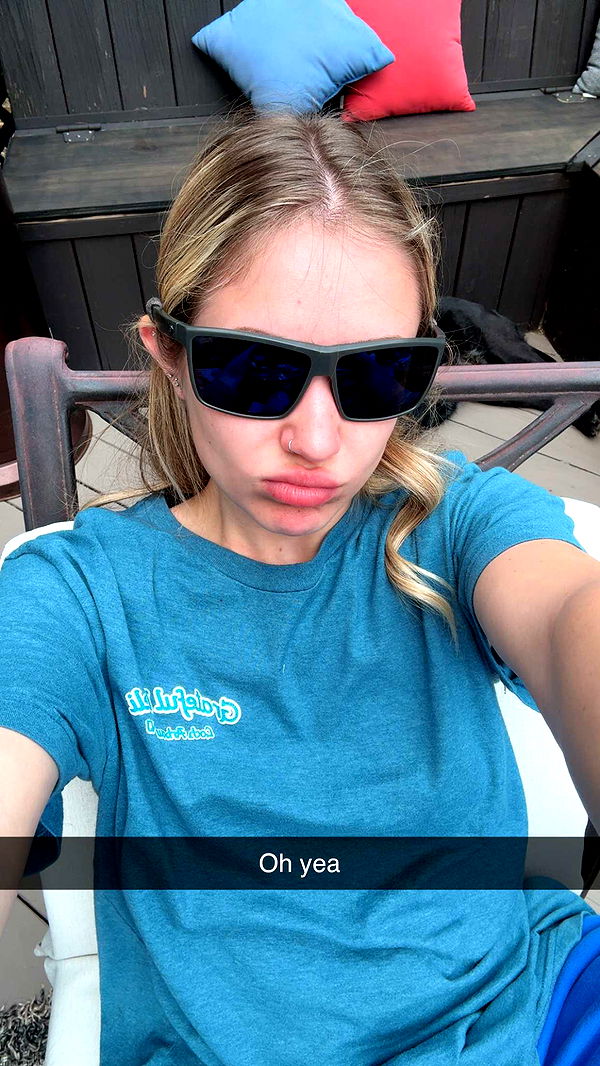 kayleedolisi image ~ Altpins