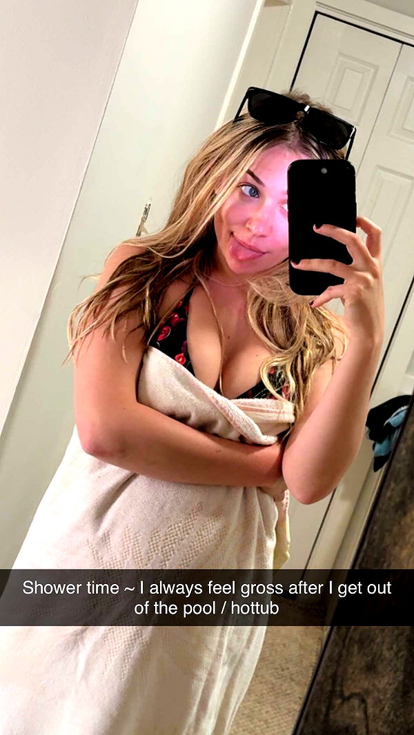 kayleedolisi image ~ Altpins