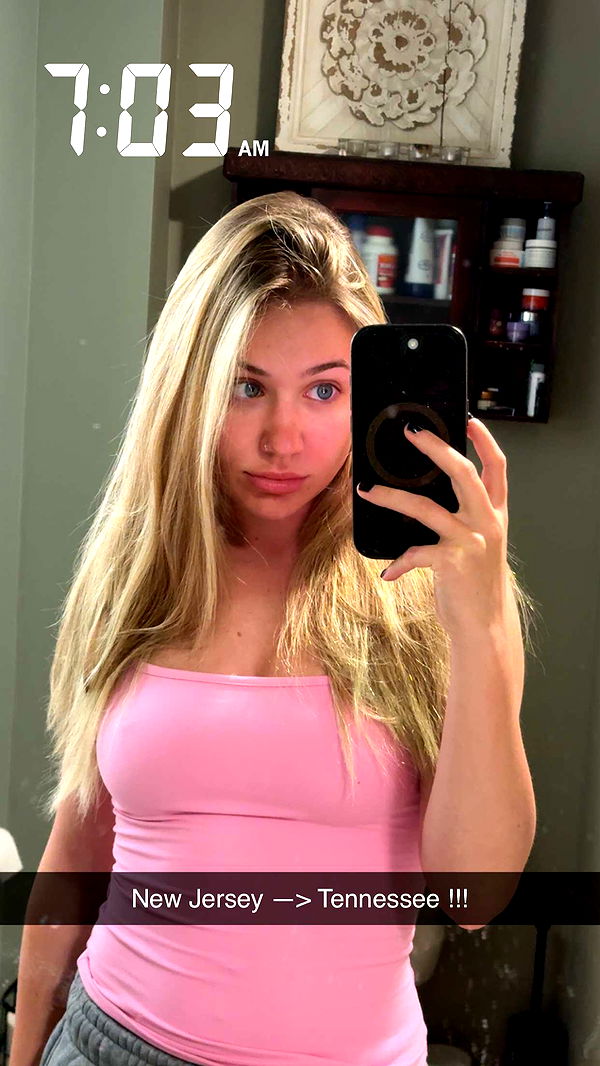 kayleedolisi image ~ Altpins