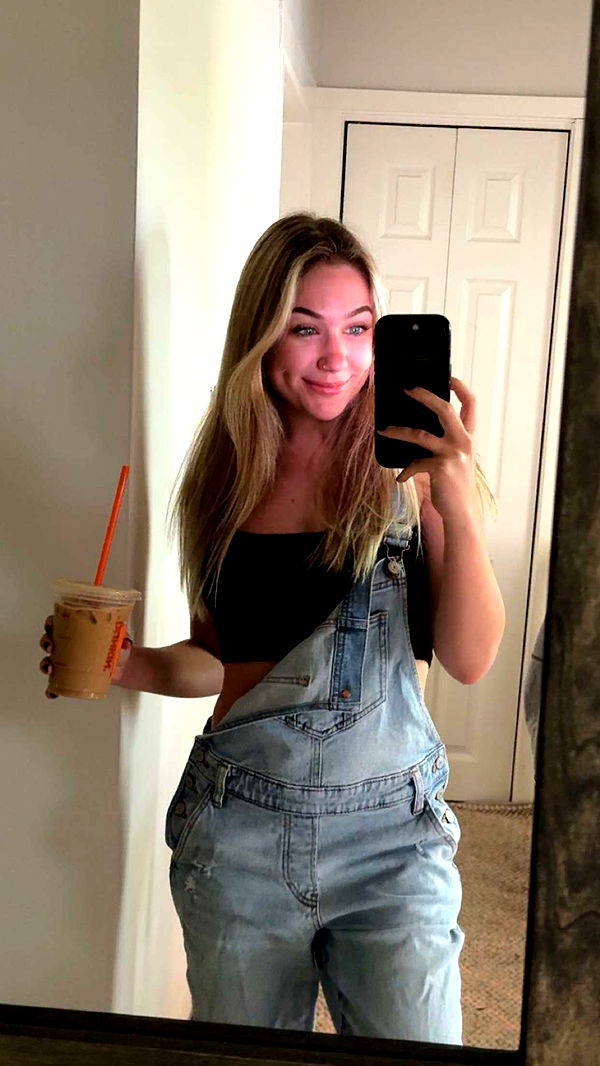 kayleedolisi image ~ Altpins