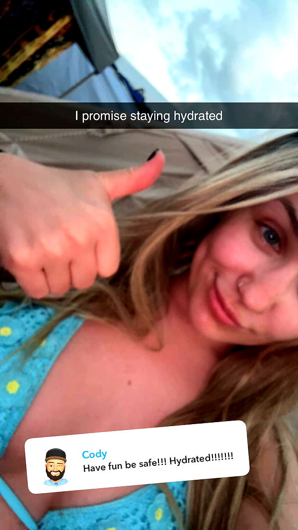 kayleedolisi image ~ Altpins