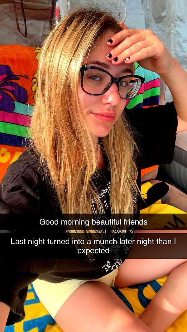 kayleedolisi image ~ Altpins