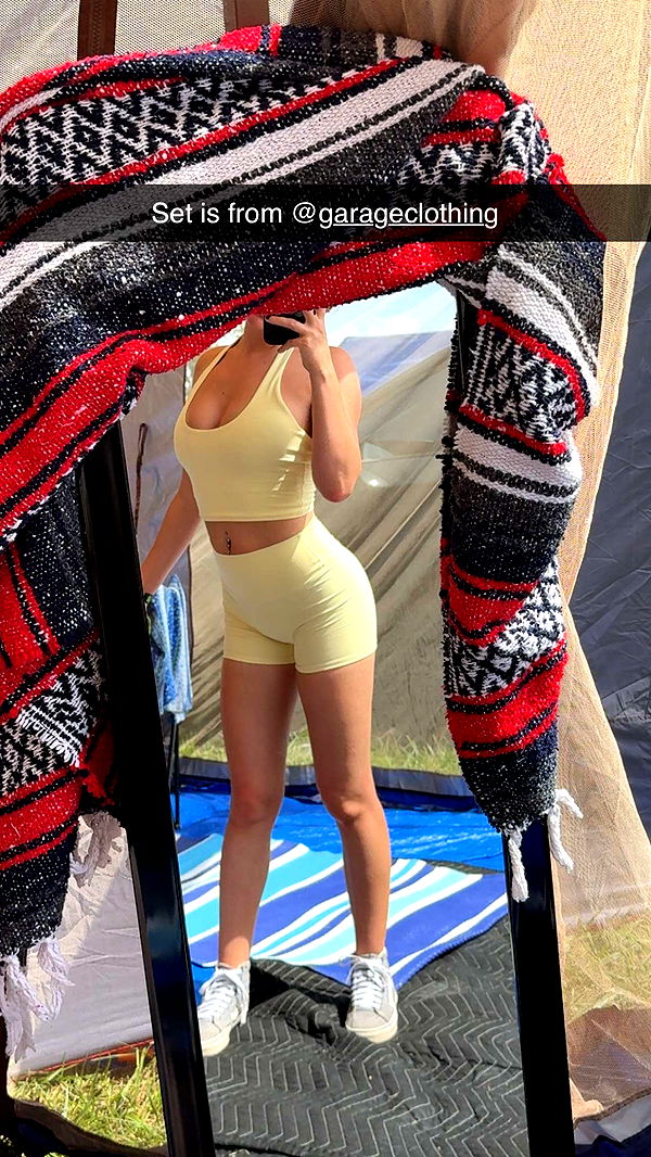 kayleedolisi image ~ Altpins