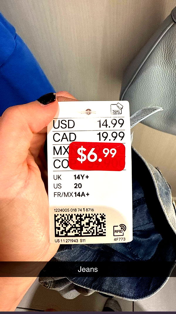 kayleedolisi image ~ Altpins