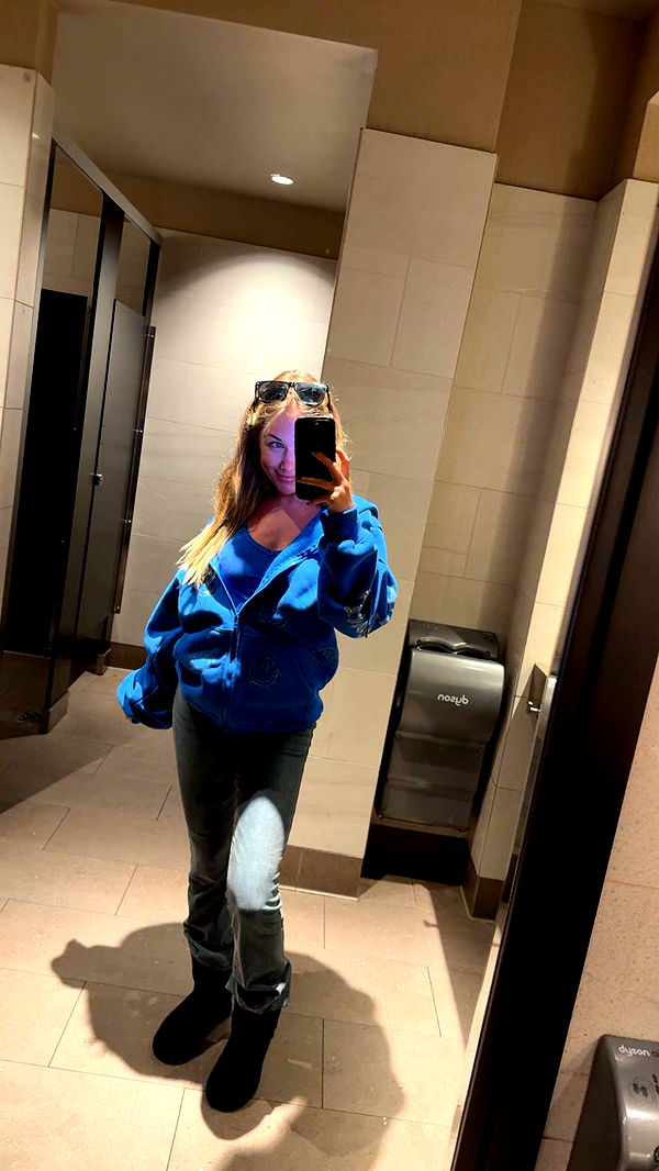 kayleedolisi image ~ Altpins