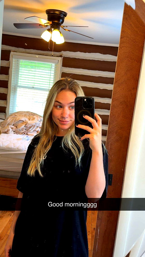 kayleedolisi image ~ Altpins