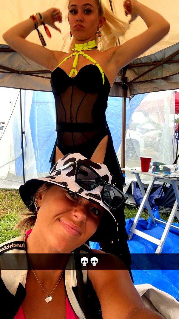 kayleedolisi image ~ Altpins