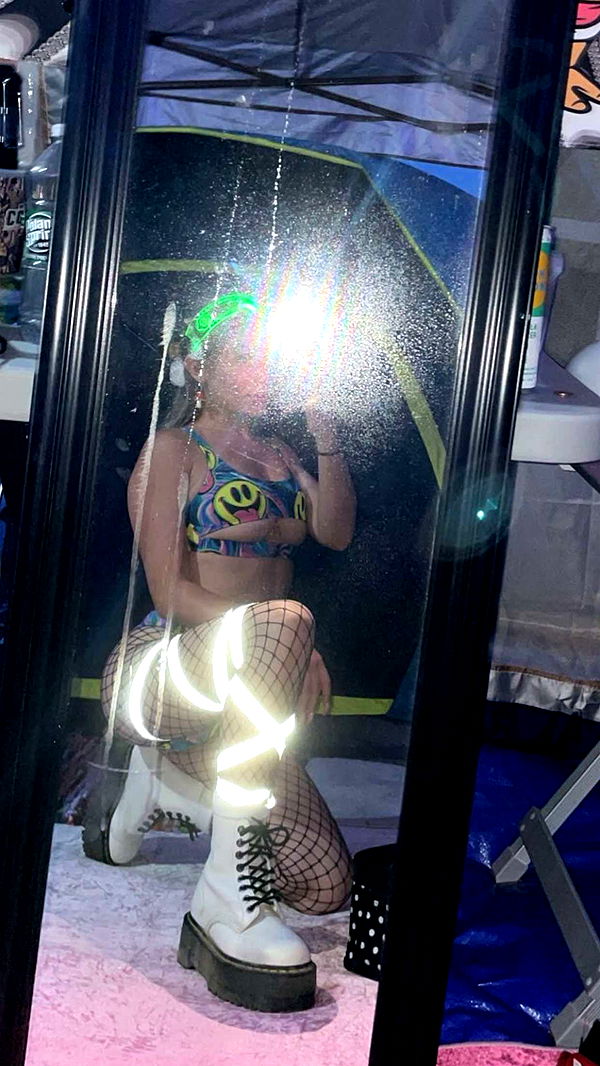 kayleedolisi image ~ Altpins