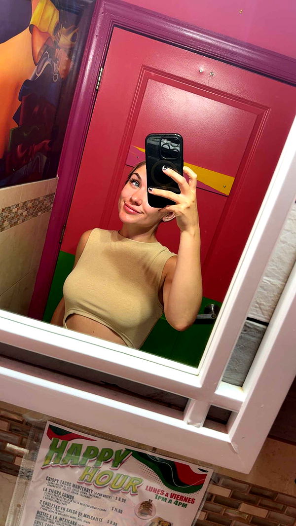 kayleedolisi image ~ Altpins