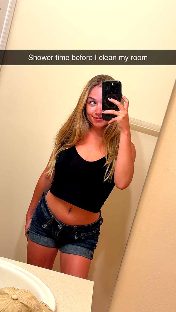 kayleedolisi image ~ Altpins