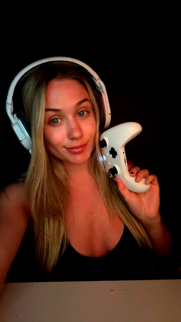 kayleedolisi image ~ Altpins