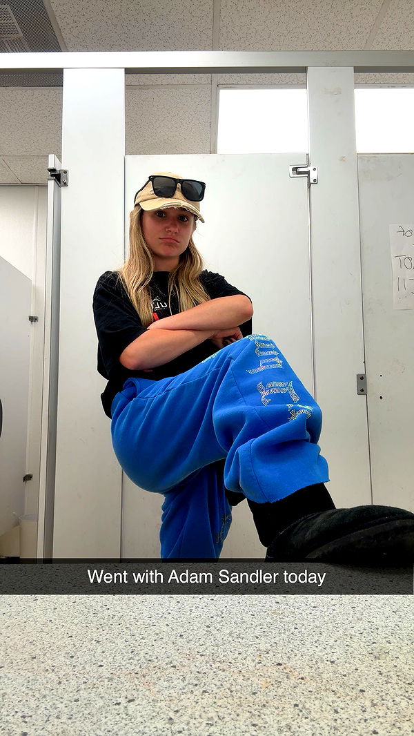 kayleedolisi image ~ Altpins