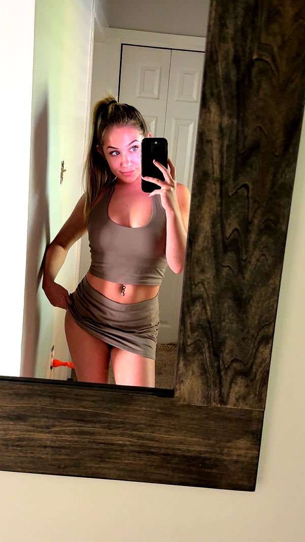 kayleedolisi image ~ Altpins