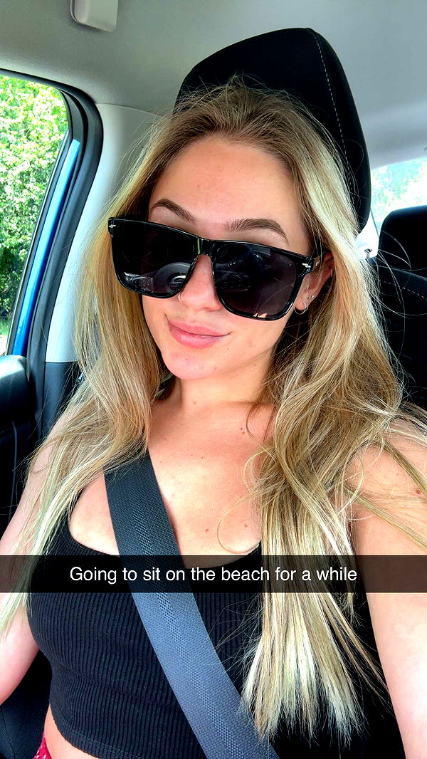 kayleedolisi image ~ Altpins