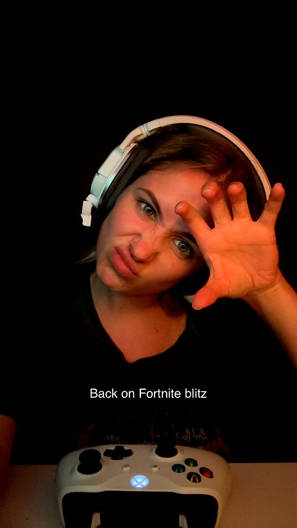 kayleedolisi image ~ Altpins