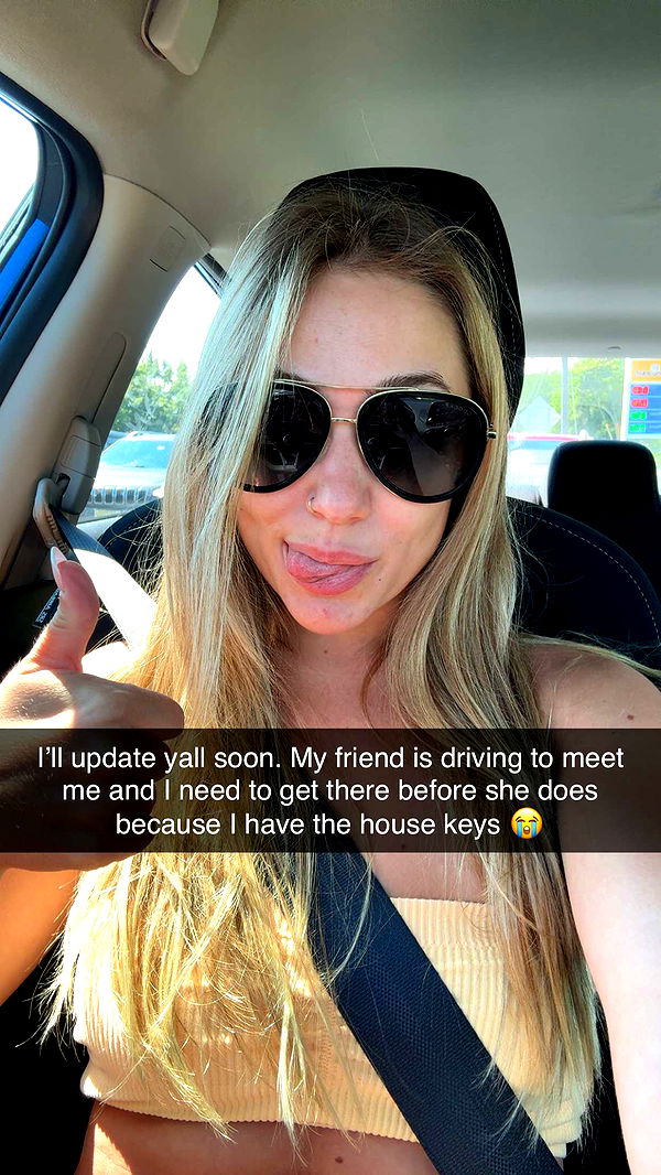 kayleedolisi image ~ Altpins