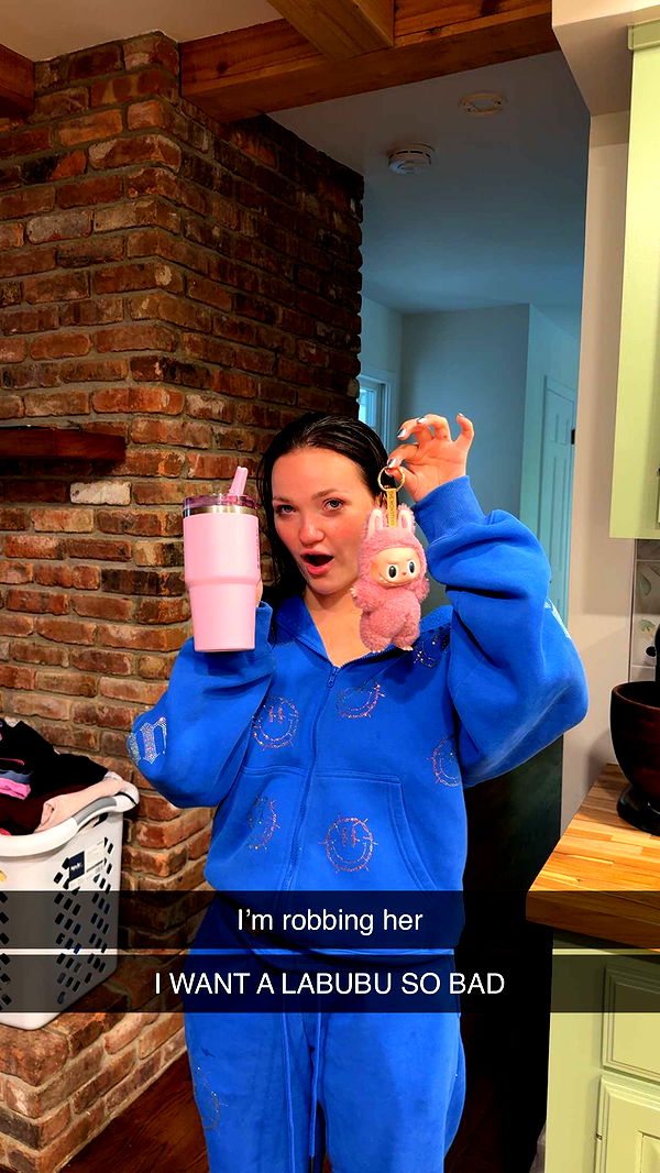 kayleedolisi image ~ Altpins