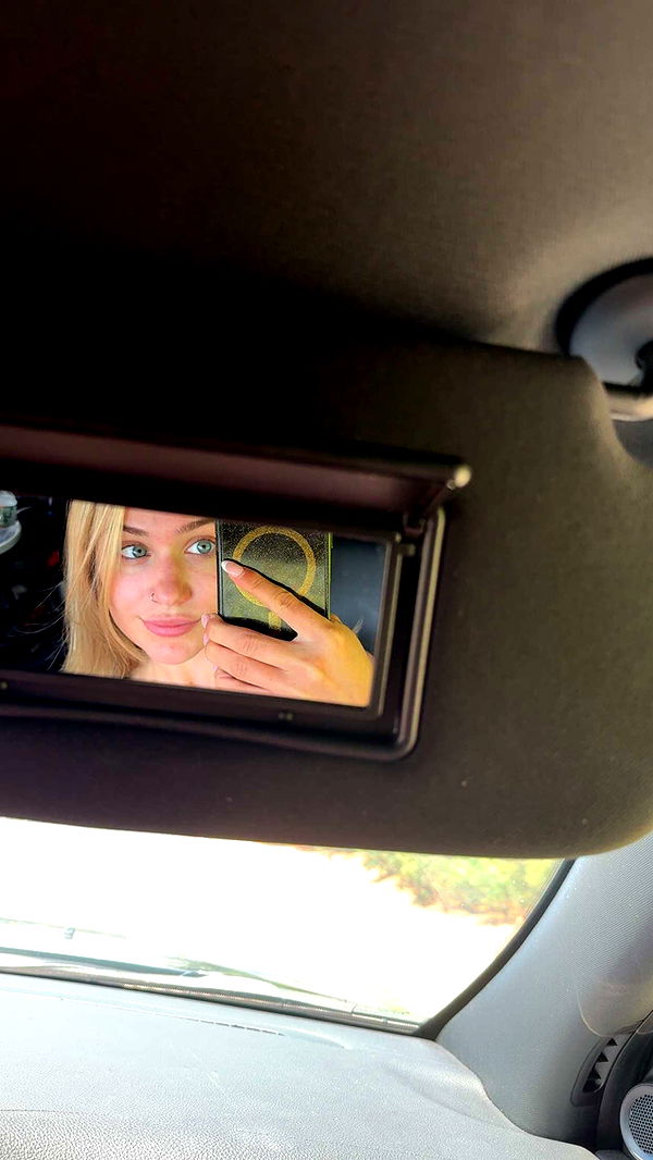 kayleedolisi image ~ Altpins