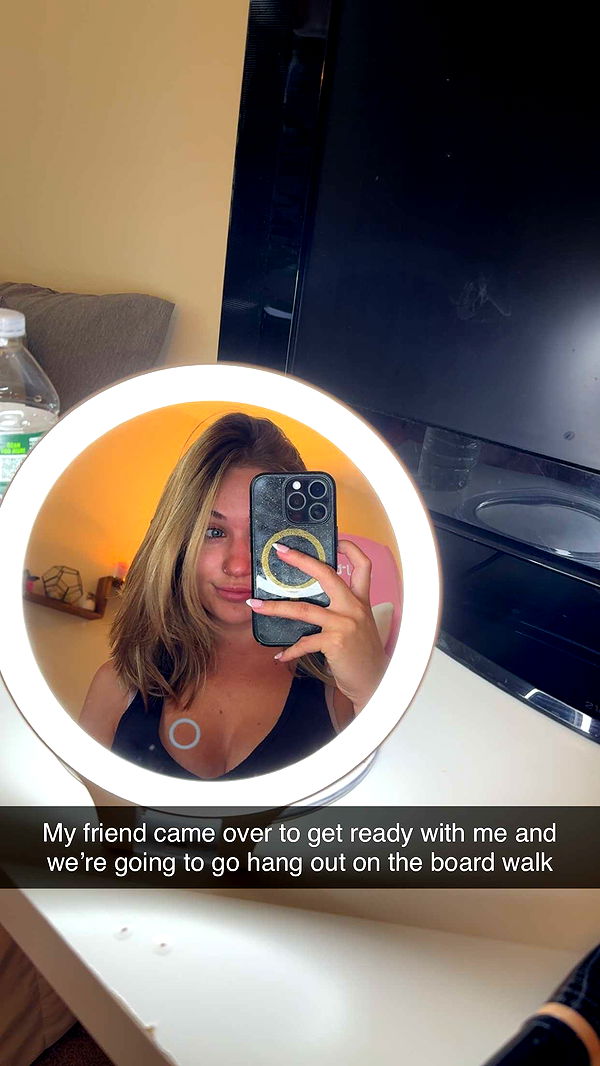 kayleedolisi image ~ Altpins