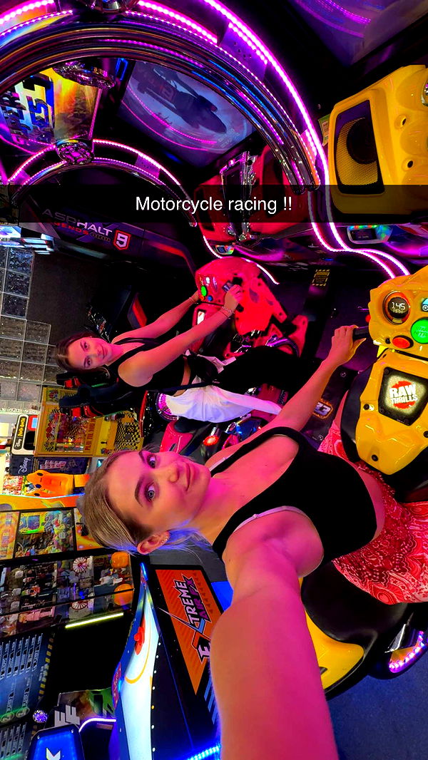 kayleedolisi image ~ Altpins