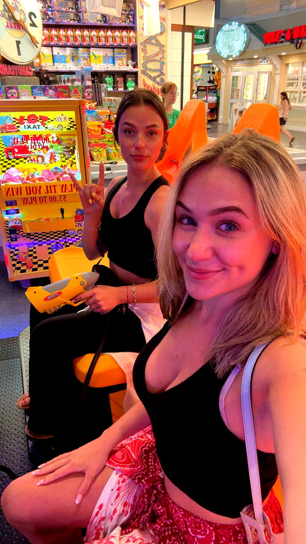 kayleedolisi image ~ Altpins