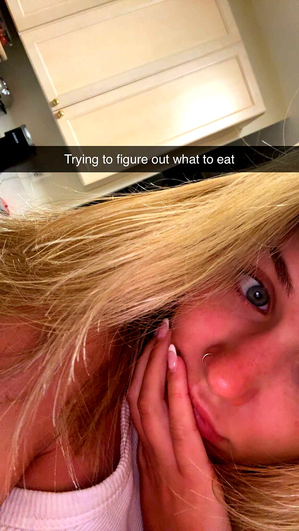 kayleedolisi image ~ Altpins