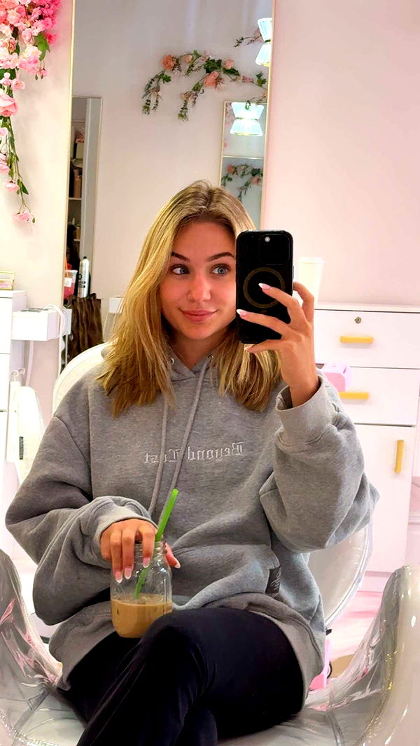 kayleedolisi image ~ Altpins