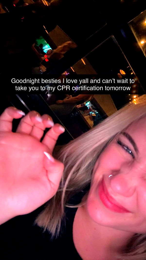 kayleedolisi image ~ Altpins